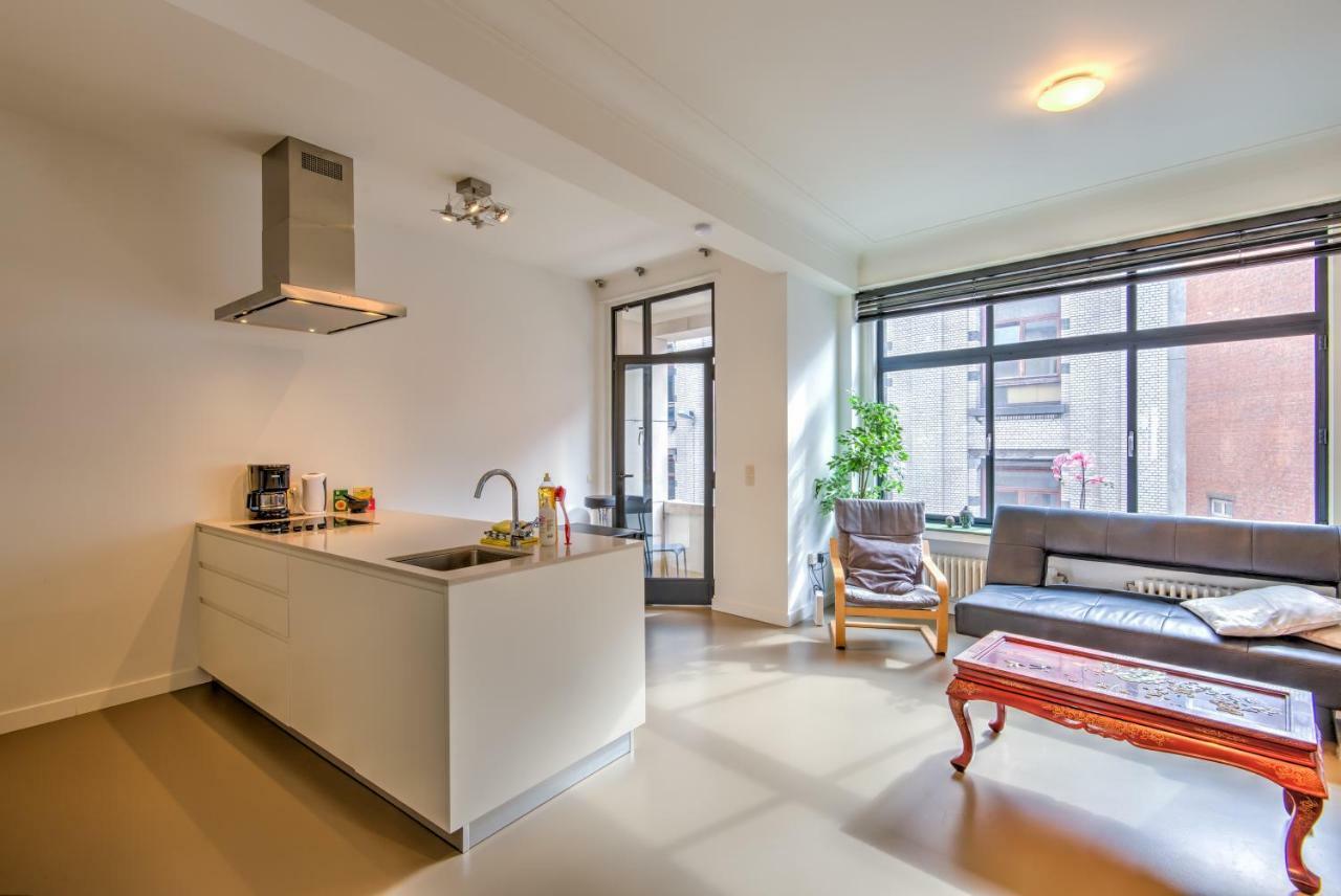 The Meir Lodge. Apartments In Heart Of Antwerpen Exteriör bild