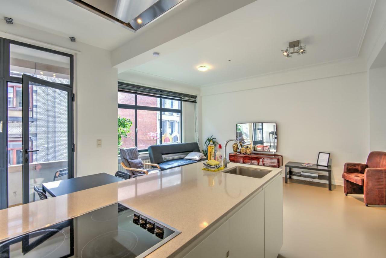 The Meir Lodge. Apartments In Heart Of Antwerpen Exteriör bild
