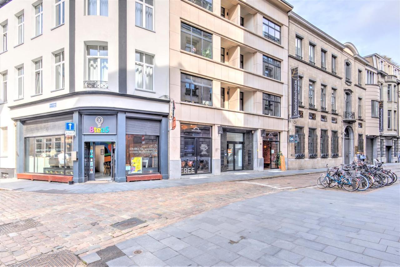 The Meir Lodge. Apartments In Heart Of Antwerpen Exteriör bild