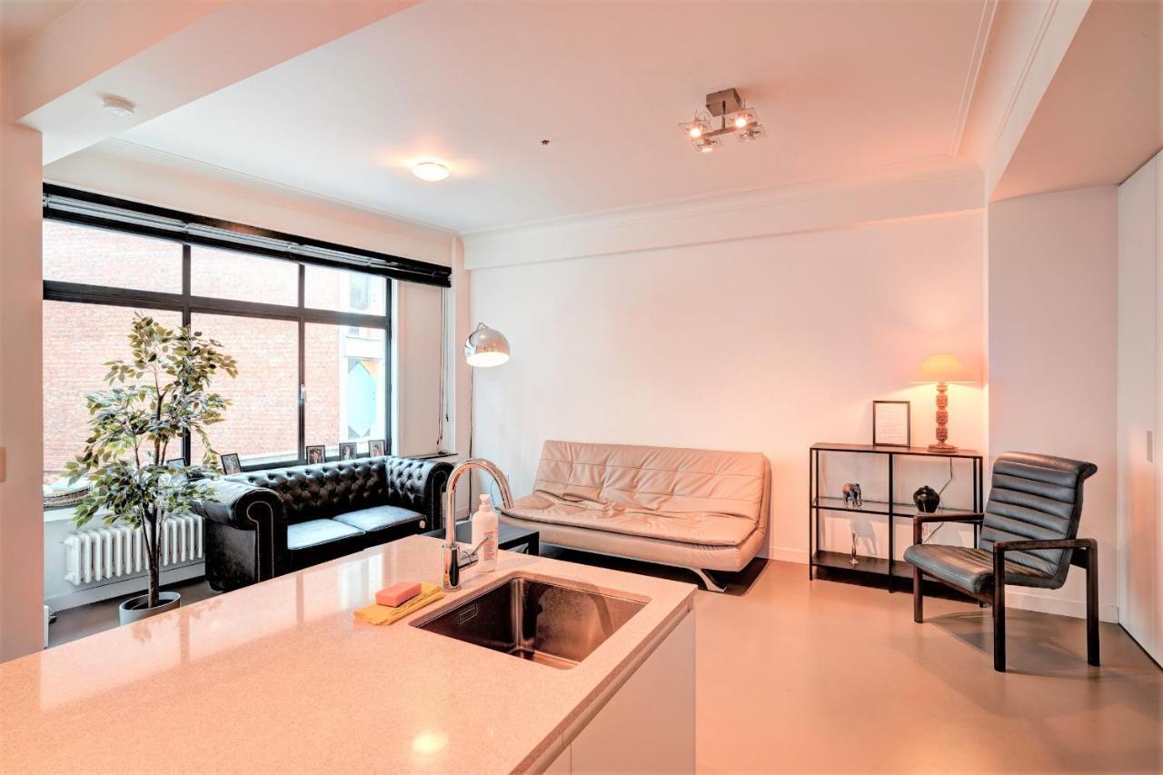 The Meir Lodge. Apartments In Heart Of Antwerpen Exteriör bild