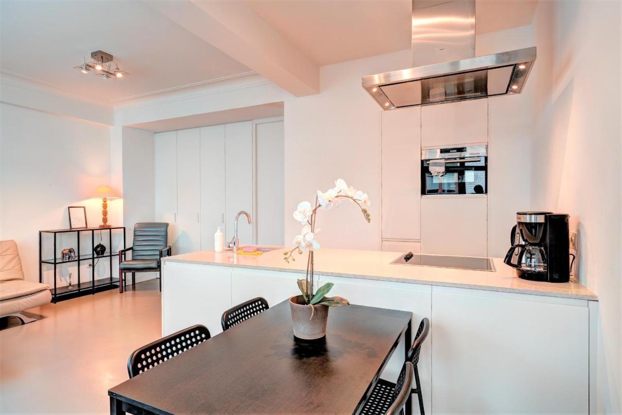 The Meir Lodge. Apartments In Heart Of Antwerpen Exteriör bild