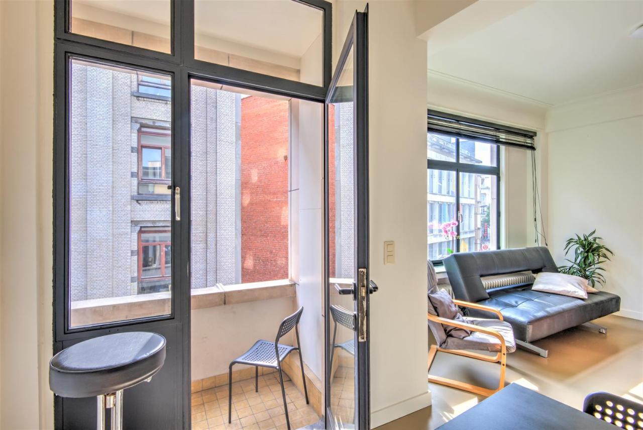 The Meir Lodge. Apartments In Heart Of Antwerpen Exteriör bild